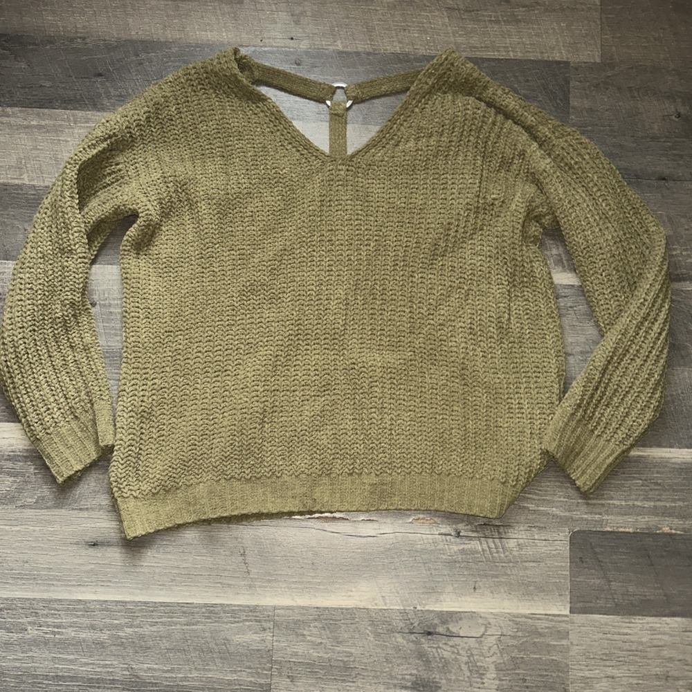 Love By Design Green Soft Chunky Knit Sweater With‎ Back Design Size Medium